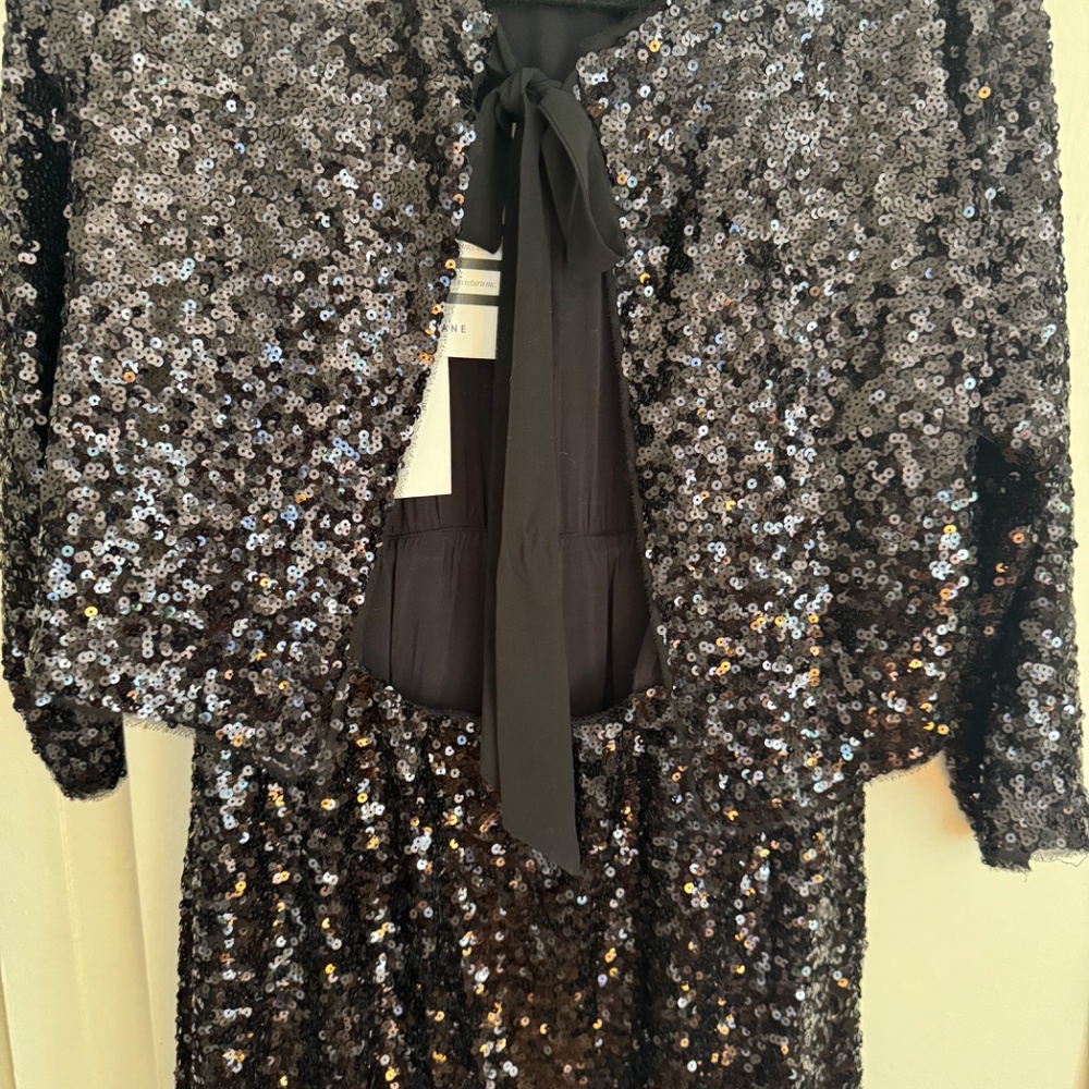 New with TAGS/SEZANE BLACK SEQUIN/ EBANA DRESS/ SIZE 38